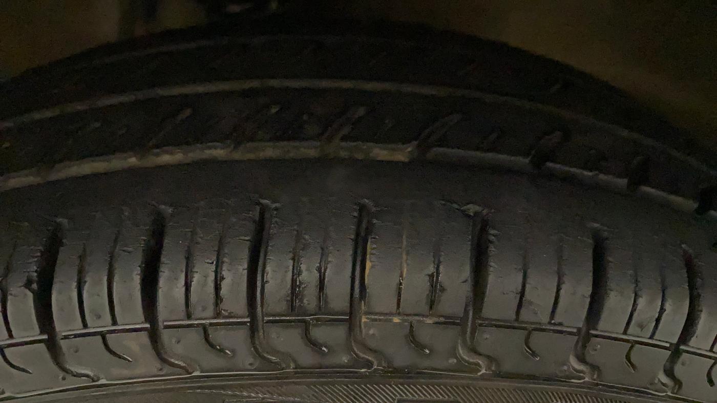 2013 Maruti Alto K10 VXI, Petrol, Manual, 52,650 km, Left Rear Tyre Tread