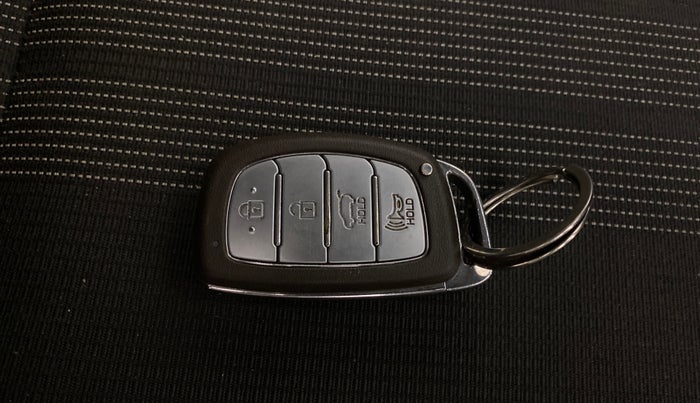 2019 Hyundai VENUE SX PLUS 1.0 TURBO DCT, Petrol, Automatic, 70,291 km, Key Close Up