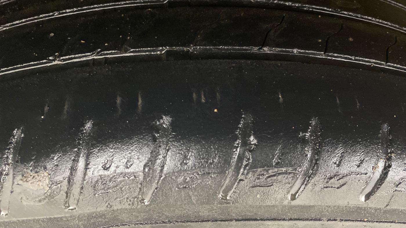 2019 Hyundai VENUE SX PLUS 1.0 TURBO DCT, Petrol, Automatic, 70,291 km, Right Rear Tyre Tread