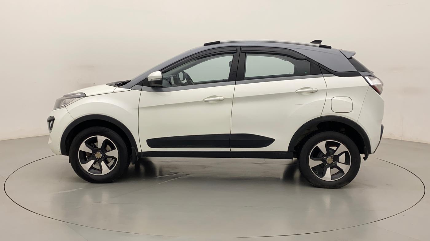 2018 Tata NEXON XZA PLUS PETROL DUAL TONE, Petrol, Automatic, 64,871 km, Left Side