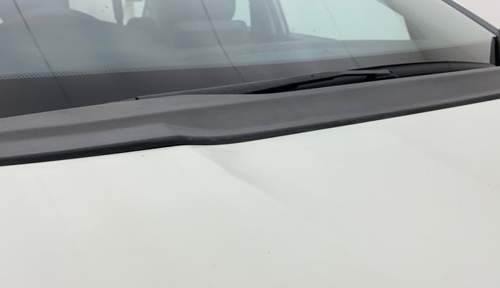 2018 Tata NEXON XZA PLUS PETROL DUAL TONE, Petrol, Automatic, 64,871 km, Bonnet (hood) - Slightly dented