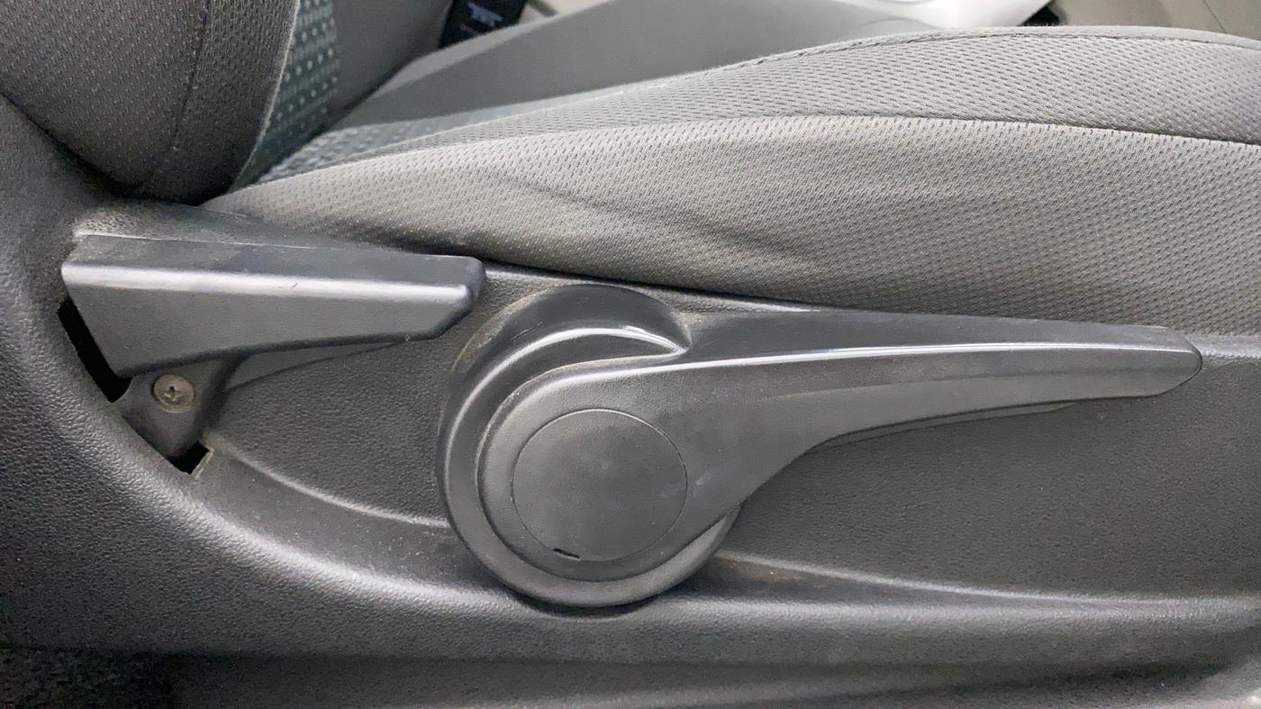 2018 Tata NEXON XZA PLUS PETROL DUAL TONE, Petrol, Automatic, 64,871 km, Driver Side Adjustment Panel