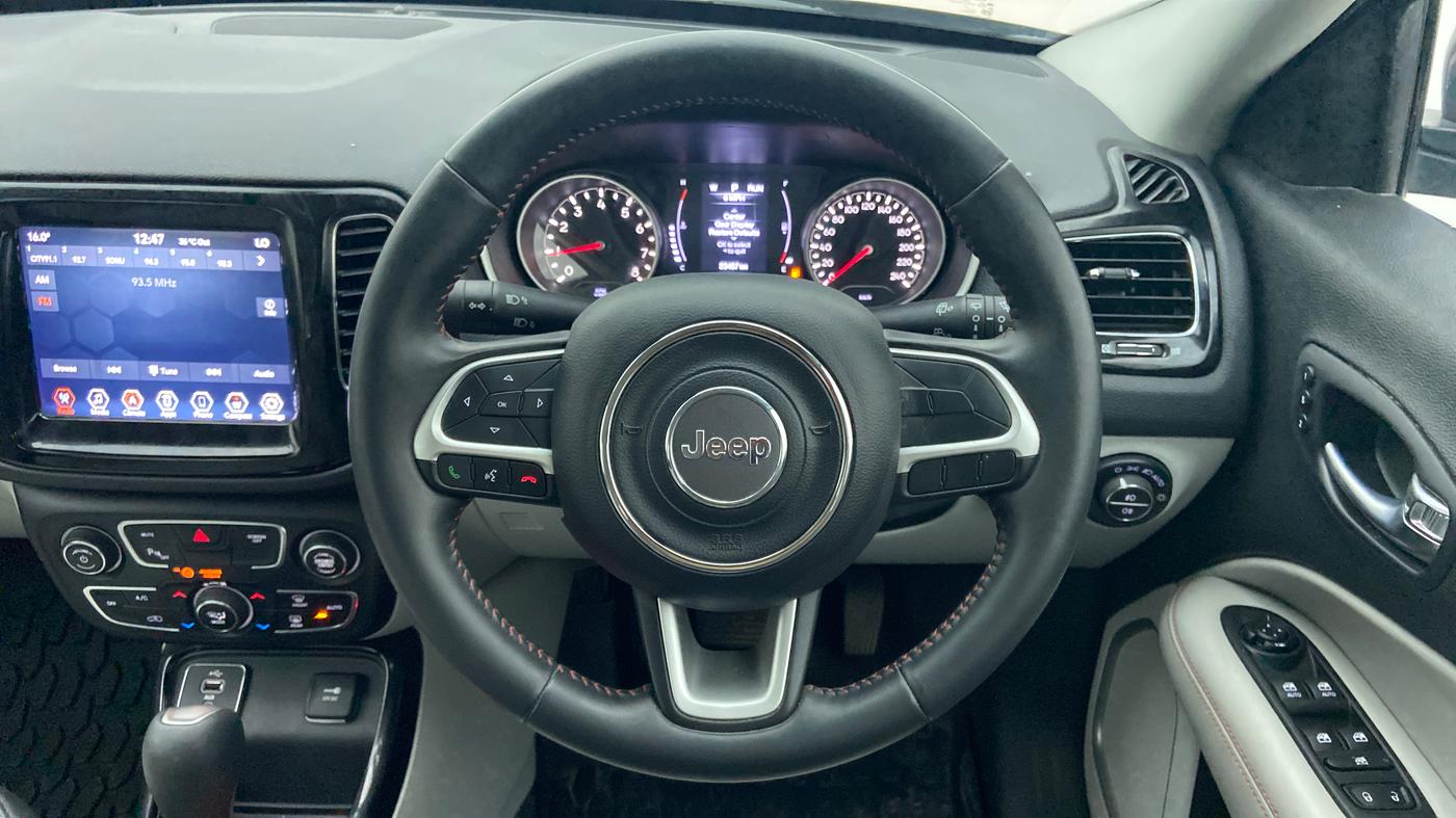 2019 Jeep Compass 1.4 LIMITED PLUS AT, Petrol, Automatic, 23,457 km, Steering Wheel Close Up