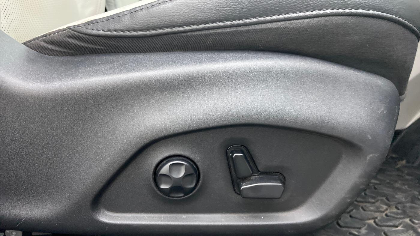 2019 Jeep Compass 1.4 LIMITED PLUS AT, Petrol, Automatic, 23,457 km, Driver Side Adjustment Panel
