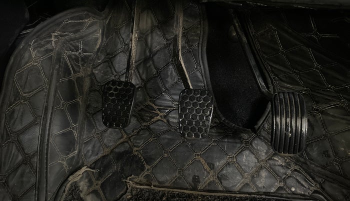 2023 Tata Tiago XT CNG, CNG, Manual, 33,179 km, Pedals