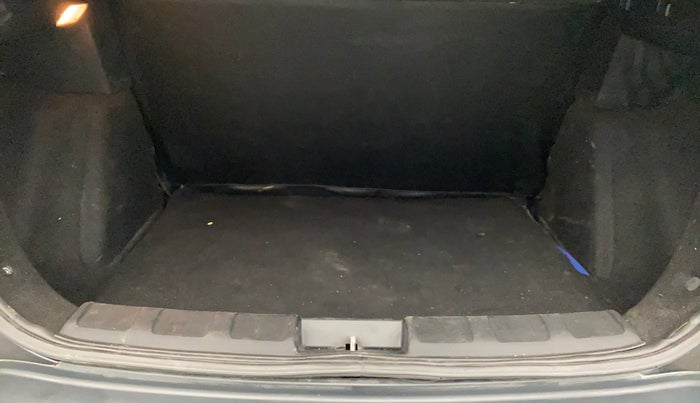 2018 Tata NEXON XT PETROL, Petrol, Manual, 19,070 km, Boot Inside