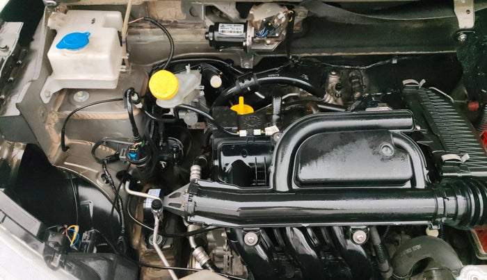 2022 Renault Kwid RXT 1.0 (O), Petrol, Manual, 38,311 km, Engine View - Right