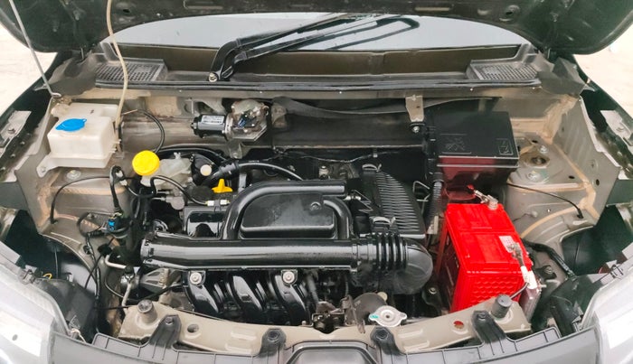 2022 Renault Kwid RXT 1.0 (O), Petrol, Manual, 38,311 km, Engine View