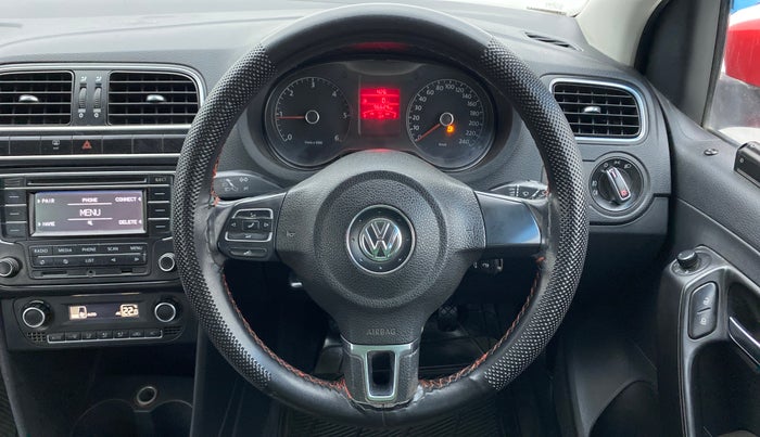 2014 Volkswagen Cross Polo HIGHLINE TDI, Diesel, Manual, 96,624 km, Steering Wheel Close Up