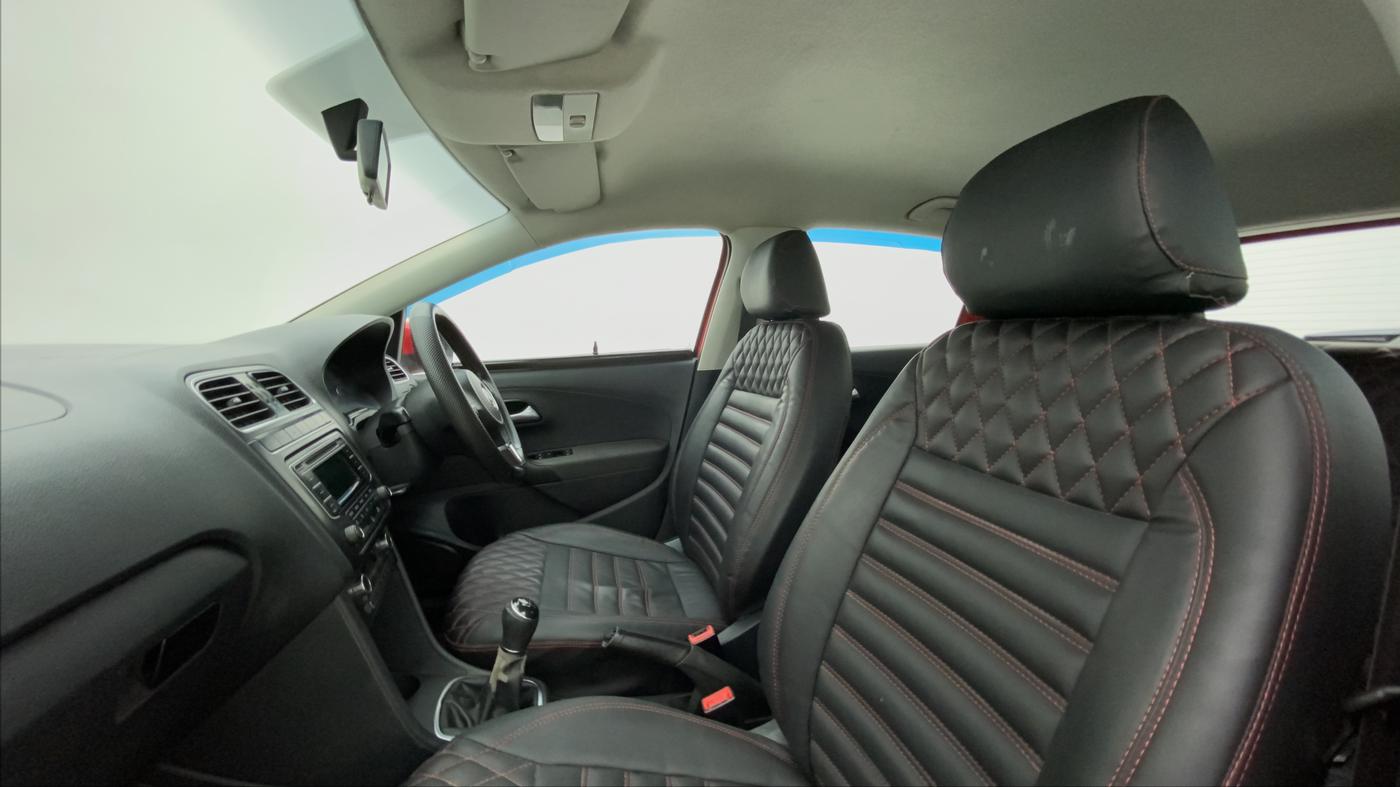 2014 Volkswagen Cross Polo HIGHLINE TDI, Diesel, Manual, 96,624 km, Right Side Front Door Cabin