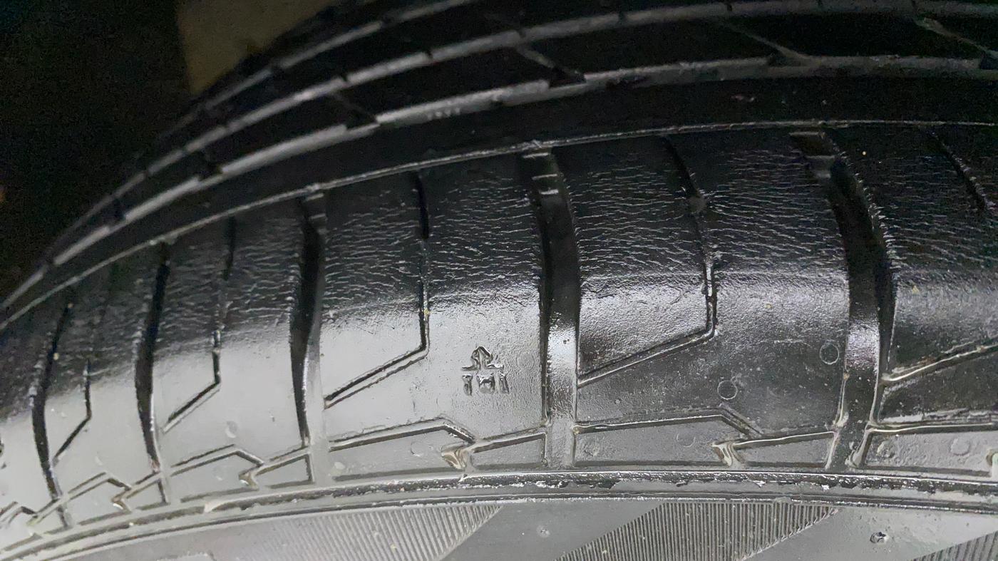 2020 Hyundai Creta SX 1.5 PETROL, Petrol, Manual, 30,359 km, Right Front Tyre Tread