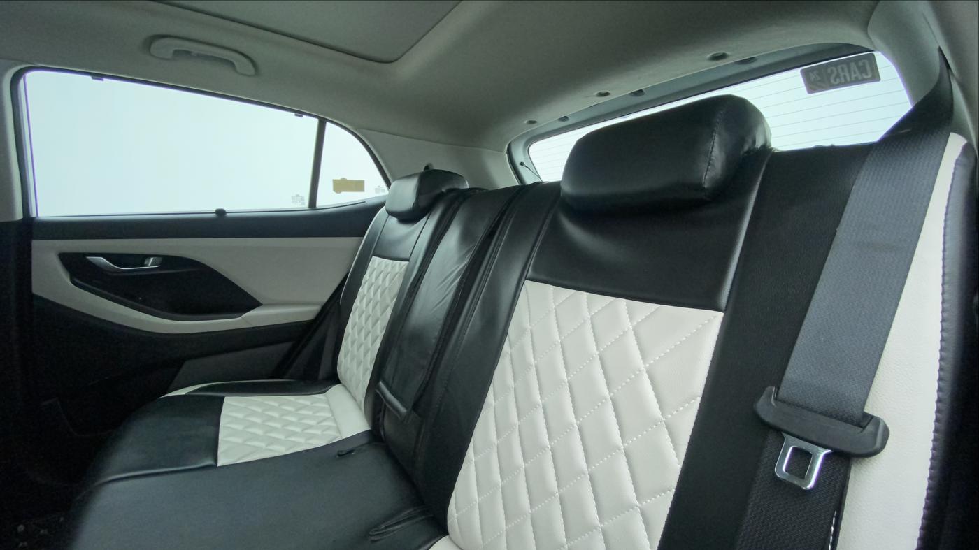2020 Hyundai Creta SX 1.5 PETROL, Petrol, Manual, 30,359 km, Right Side Rear Door Cabin