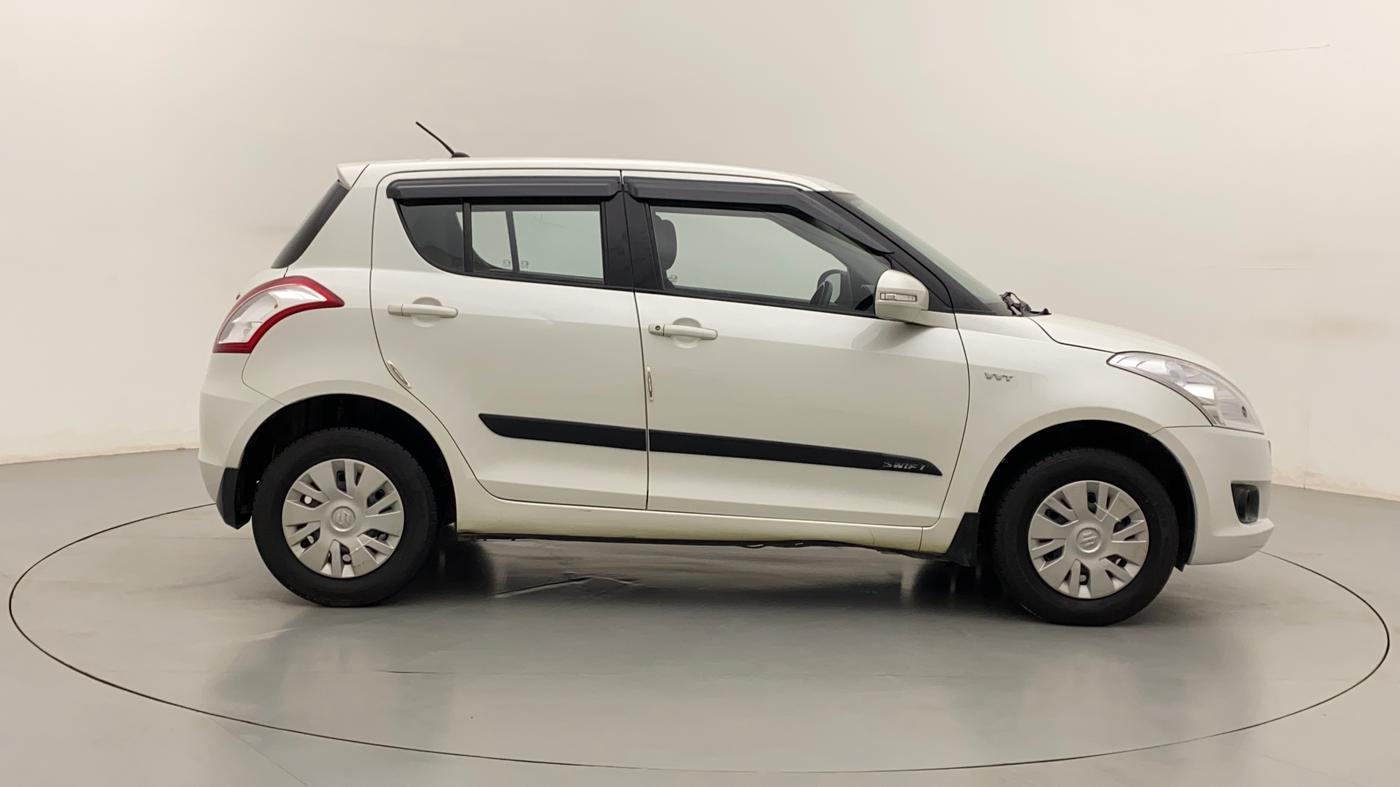 2014 Maruti Swift VXI, Petrol, Manual, 26,142 km, Right Side View