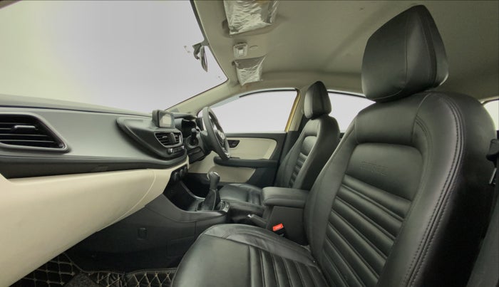 2021 Tata ALTROZ XE PETROL, Petrol, Manual, 10,427 km, Right Side Front Door Cabin