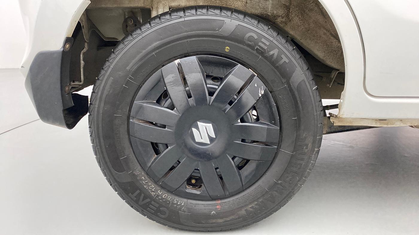 2020 Maruti Alto LXI CNG, CNG, Manual, 35,884 km, Right Rear Wheel