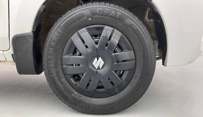 2020 Maruti Alto LXI CNG, CNG, Manual, 35,884 km, Right Front Wheel