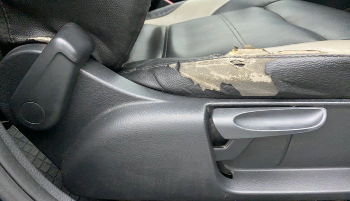 2018 Volkswagen Polo TRENDLINE 1.2L PETROL, Petrol, Manual, 36,606 km, Driver Side Adjustment Panel