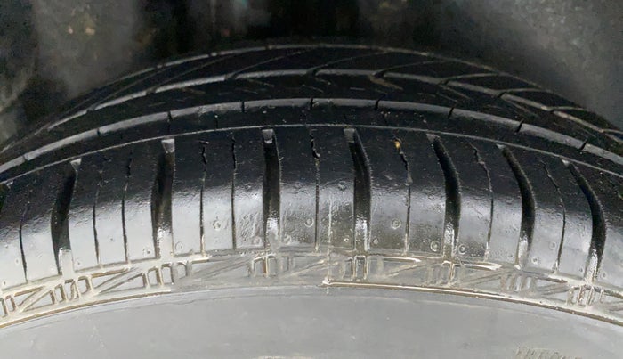 2018 Volkswagen Polo TRENDLINE 1.2L PETROL, Petrol, Manual, 36,606 km, Right Rear Tyre Tread