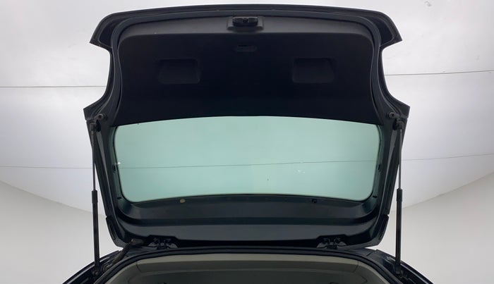 2018 Volkswagen Polo TRENDLINE 1.2L PETROL, Petrol, Manual, 36,606 km, Boot Door Open