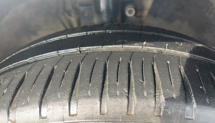 2019 Skoda Rapid AMBITION 1.5 TDI, Diesel, Manual, 71,520 km, Right Front Tyre Tread