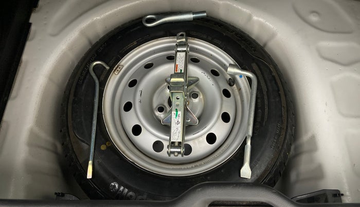 2019 Maruti Swift LXI, Petrol, Manual, 14,058 km, Spare Tyre