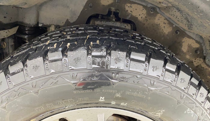 2022 Mahindra Thar LX D AT 4WD HT, Diesel, Automatic, 85,305 km, Left Front Tyre Tread