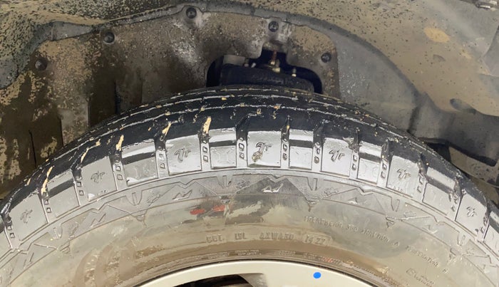 2022 Mahindra Thar LX D AT 4WD HT, Diesel, Automatic, 85,305 km, Right Front Tyre Tread