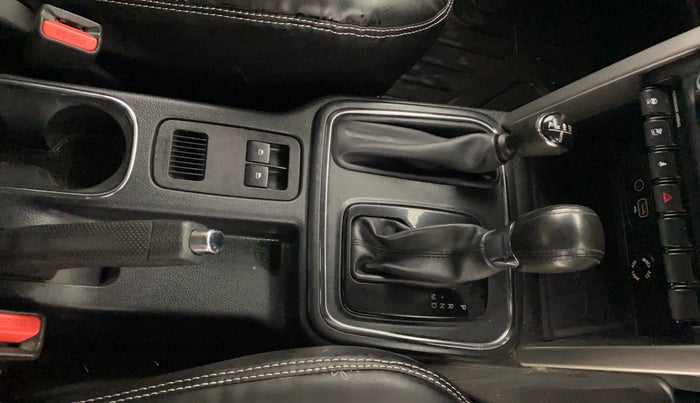 2022 Mahindra Thar LX D AT 4WD HT, Diesel, Automatic, 85,305 km, Gear Lever