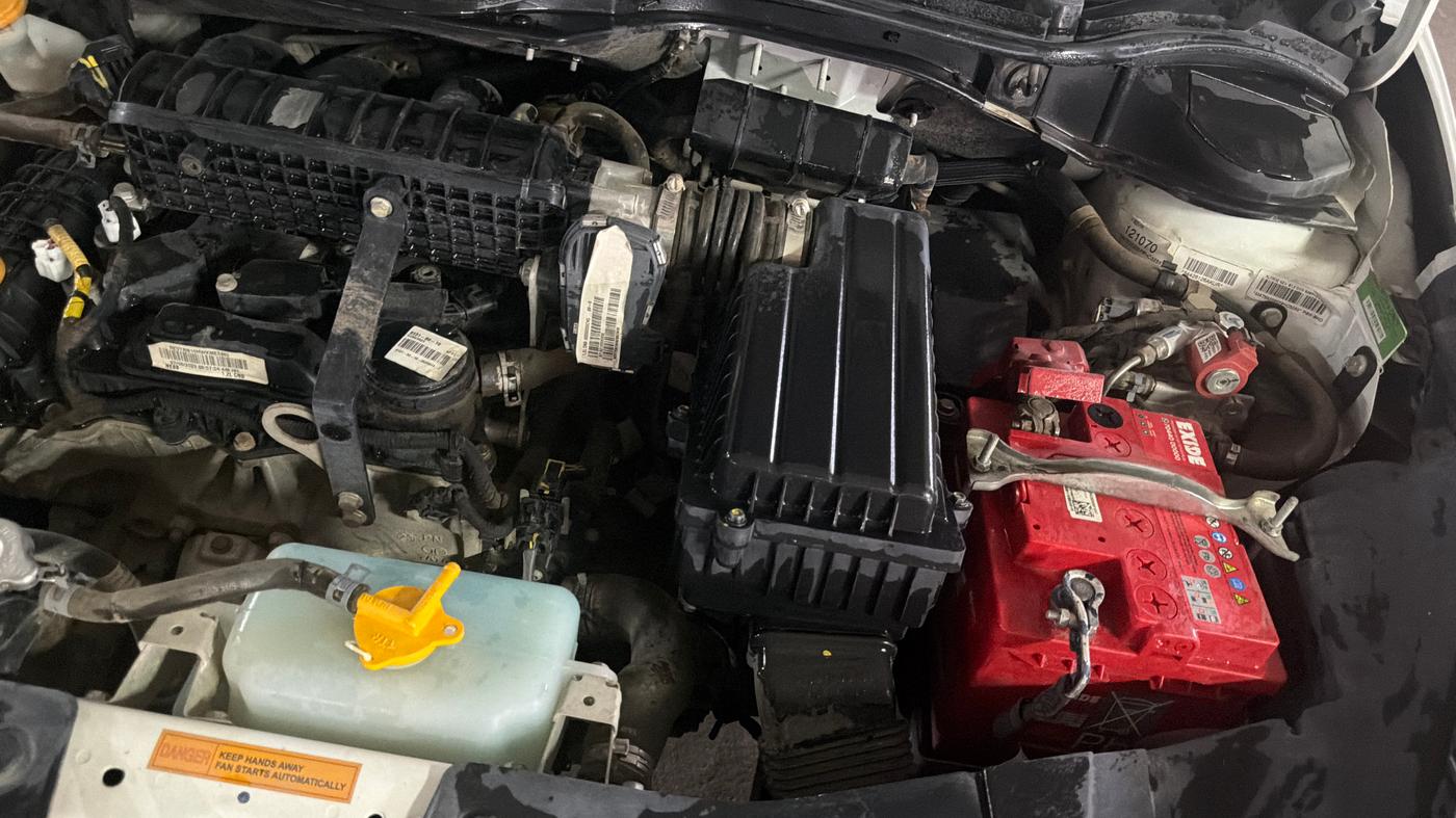 2023 Tata ALTROZ XZ PLUS SUNROOF CNG, CNG, Manual, 38,826 km, Engine View - Left
