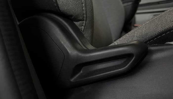 2025 Tata Tiago XE CNG, CNG, Manual, 9,782 km, Driver Side Adjustment Panel