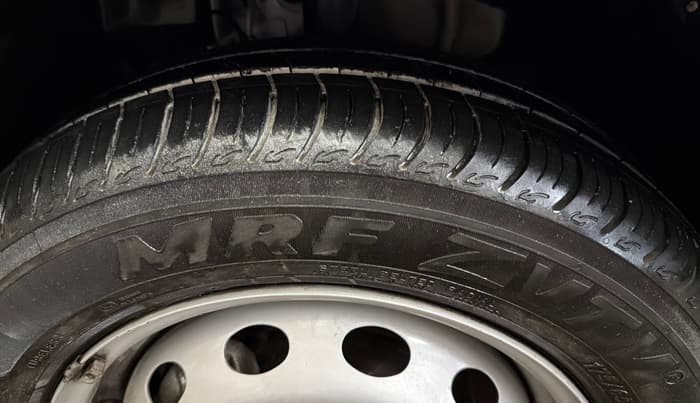 2025 Tata Tiago XE CNG, CNG, Manual, 9,782 km, Left Front Tyre Tread