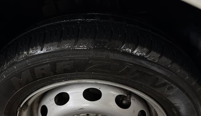 2025 Tata Tiago XE CNG, CNG, Manual, 9,782 km, Right Front Tyre Tread