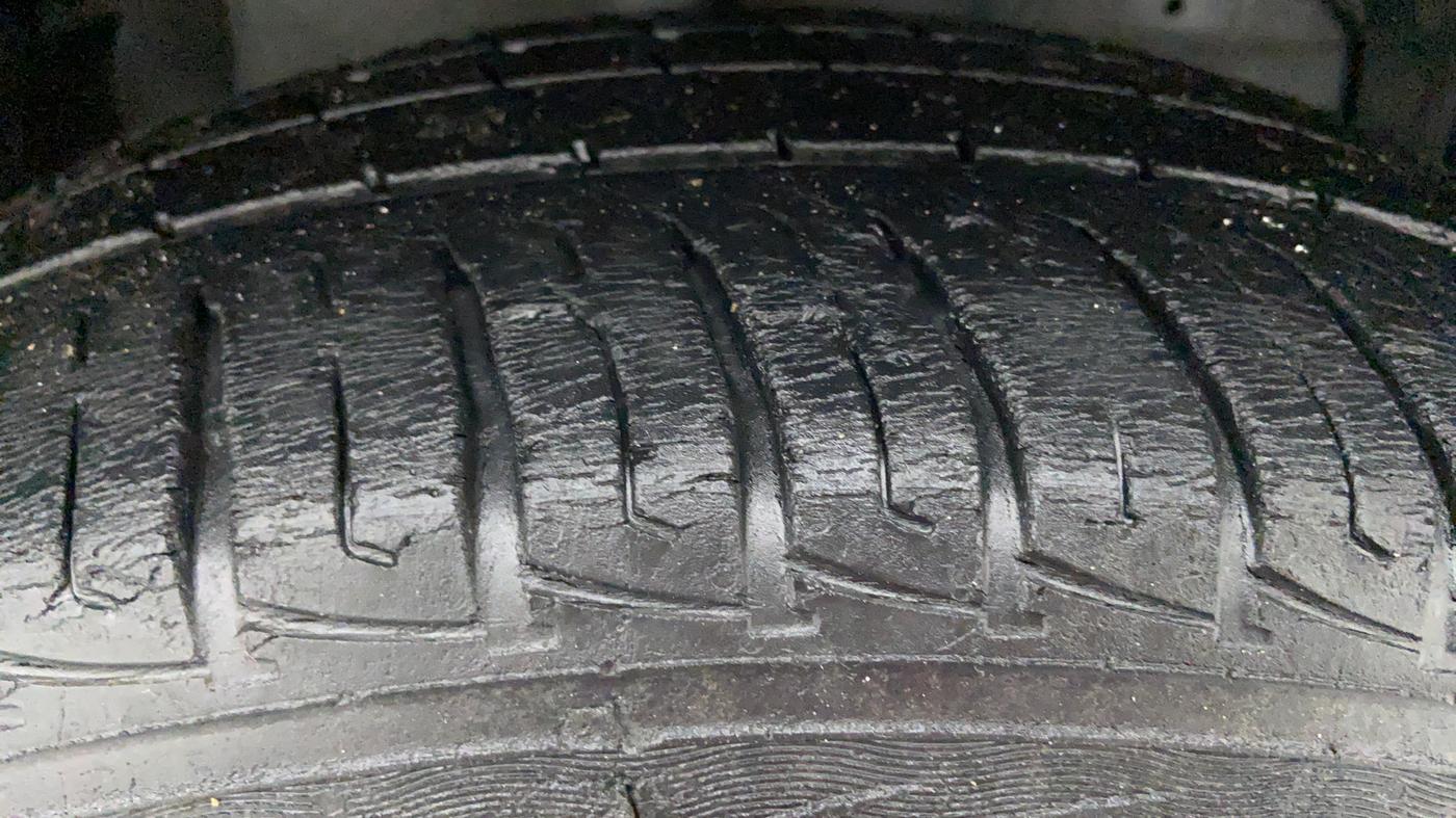 2018 Maruti Vitara Brezza VDI, Diesel, Manual, 41,276 km, Right Front Tyre Tread