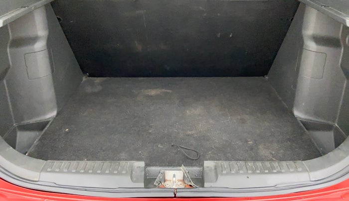 2018 Maruti Vitara Brezza VDI, Diesel, Manual, 41,276 km, Boot Inside