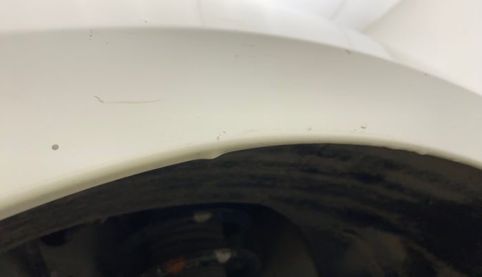 2015 Hyundai Elite i20 ASTA 1.2, Petrol, Manual, 1,19,284 km, Right fender - Lining loose