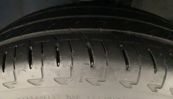 2017 Maruti IGNIS ALPHA 1.2, Petrol, Manual, 15,175 km, Right Front Tyre Tread