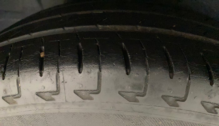 2017 Maruti IGNIS ALPHA 1.2, Petrol, Manual, 15,175 km, Right Rear Tyre Tread