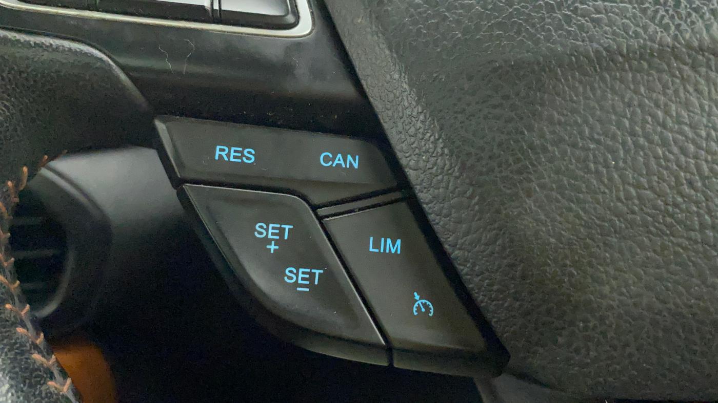 2018 Ford Ecosport TITANIUM 1.0L ECOBOOST SPORTS(SUNROOF), Petrol, Manual, 99,201 km, Adaptive Cruise Control
