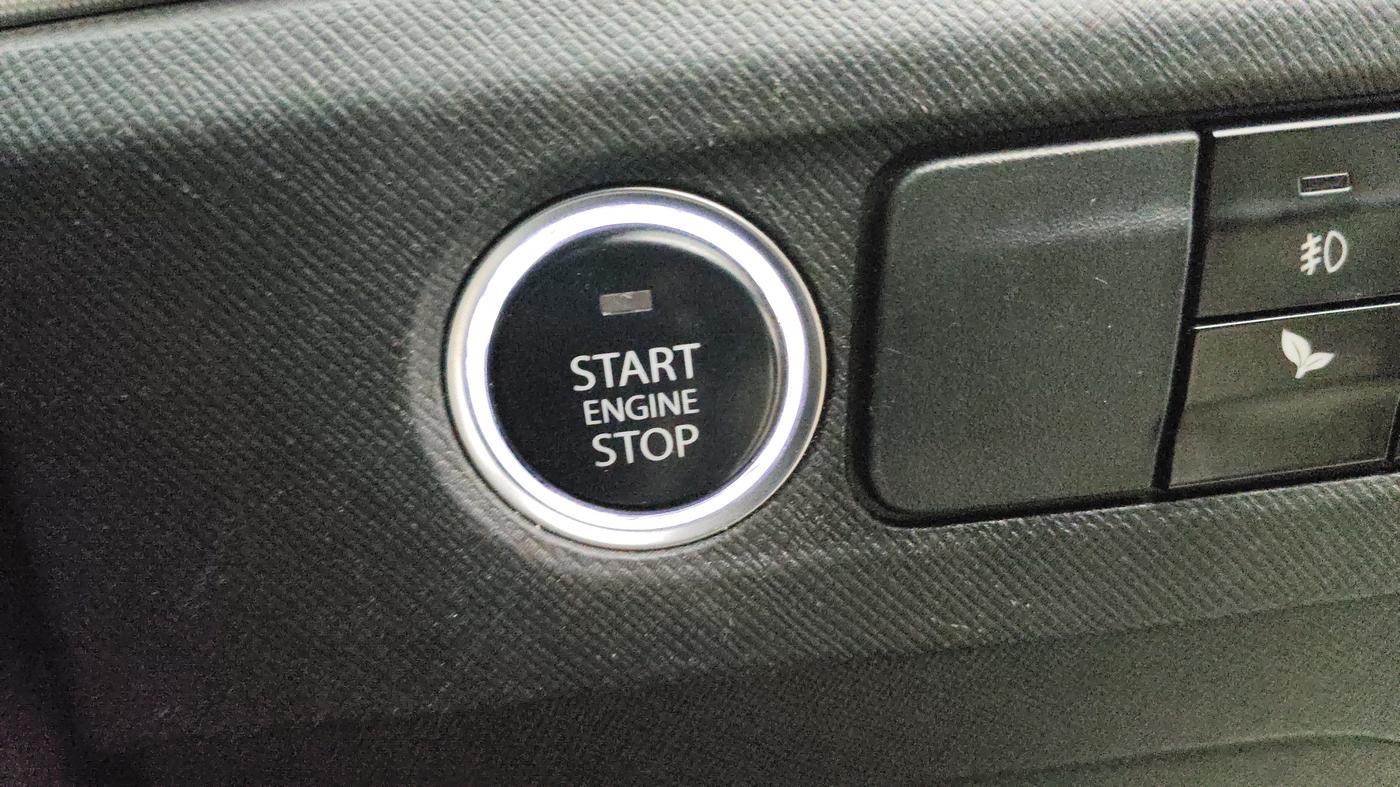 2022 Tata PUNCH CREATIVE AMT 1.2 RTN DUAL TONE, Petrol, Automatic, 71,113 km, Keyless Start/ Stop Button