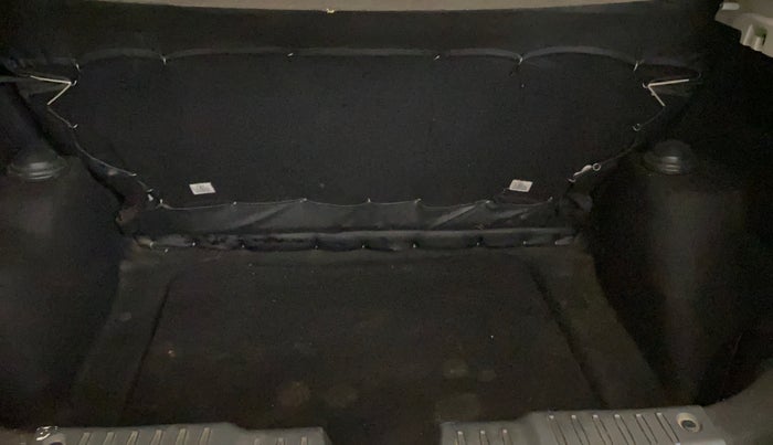 2022 Tata ALTROZ XE PETROL, Petrol, Manual, 51,889 km, Boot Inside