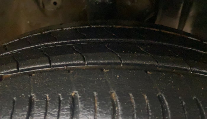 2022 Maruti New Wagon-R VXI 1.0 AMT, Petrol, Automatic, 26,262 km, Right Front Tyre Tread