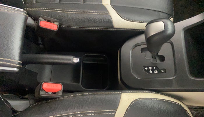 2022 Maruti New Wagon-R VXI 1.0 AMT, Petrol, Automatic, 26,262 km, Gear Lever