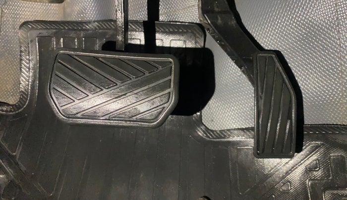 2019 Maruti Alto K10 VXI (O) AMT, Petrol, Automatic, 17,842 km, Pedals