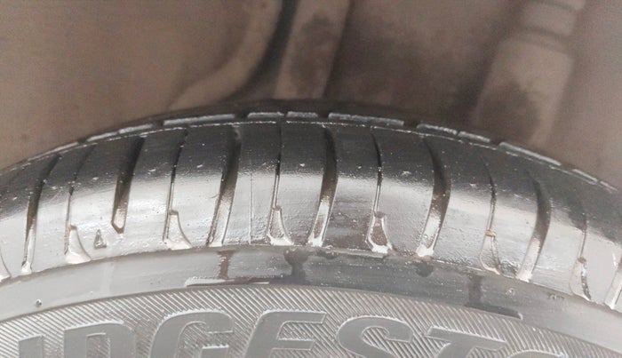 2014 Honda Brio VX AT, Petrol, Automatic, 53,387 km, Left Rear Tyre Tread