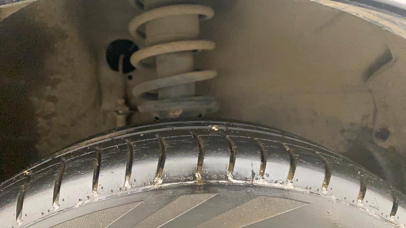 2018 Maruti Alto K10 VXI (O) AMT, Petrol, Automatic, 21,269 km, Right Front Tyre Tread