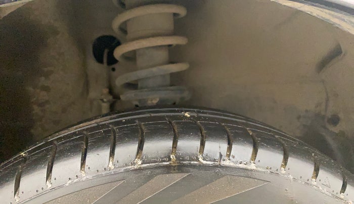 2018 Maruti Alto K10 VXI (O) AMT, Petrol, Automatic, 21,269 km, Right Front Tyre Tread