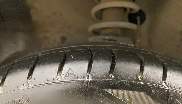 2018 Maruti Alto K10 VXI (O) AMT, Petrol, Automatic, 21,269 km, Left Front Tyre Tread
