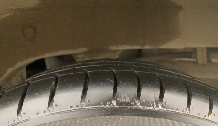 2018 Maruti Alto K10 VXI (O) AMT, Petrol, Automatic, 21,269 km, Left Rear Tyre Tread