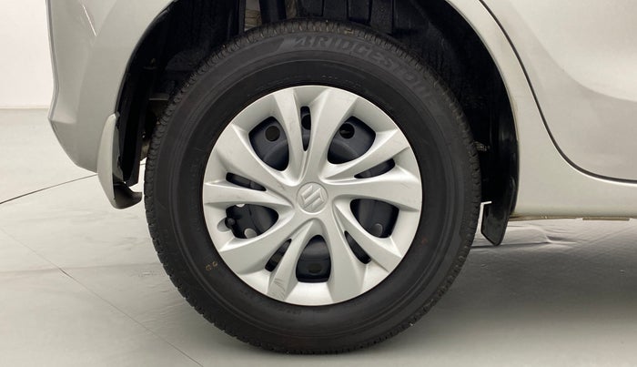 2021 Maruti Swift VXI D, Petrol, Manual, 3,657 km, Right Rear Wheel
