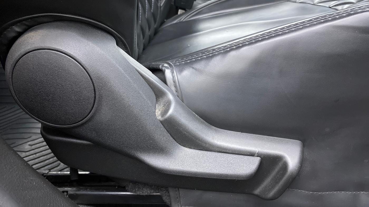 2022 Maruti Baleno DELTA PETROL 1.2, Petrol, Manual, 30,667 km, Driver Side Adjustment Panel